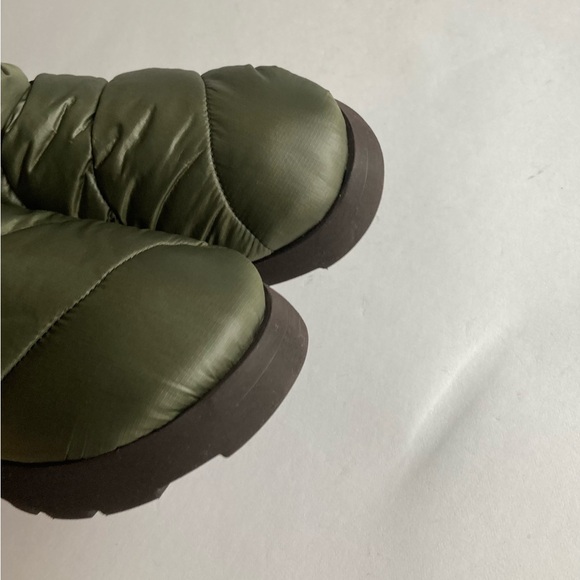 New Piumestudio Luna Military Nylon Pillow Puffy Slip On Booties Sz EUR40, US9.5 - Picture 10 of 15